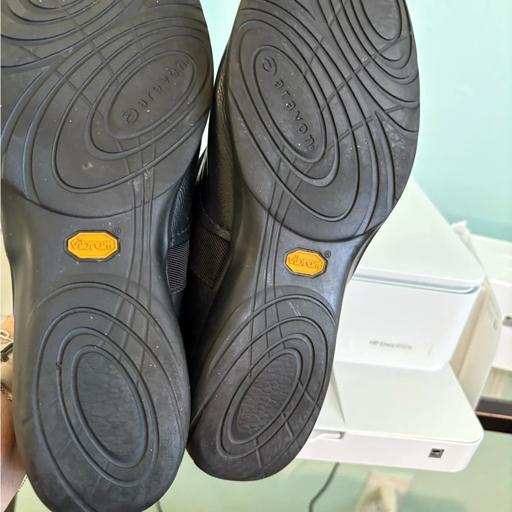 Aravon New Balance Shoes Womens 9 M Black Slip On Loafers Leather Comfort Vibram